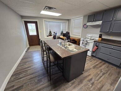 237 W Main St, Dickeyville, WI 53808 - photo 5