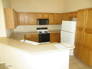 023-277121-Kitchen