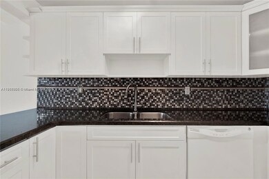 1990 W 56th St unit 1407, Hialeah, FL 33012 - photo 4