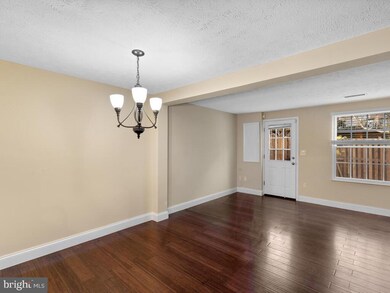 12544 Laurel Grove Place, Germantown, MD 20874 - photo 2