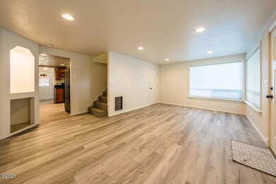 1335 SE Oar Ave, Lincoln City, OR 97367 - photo 3