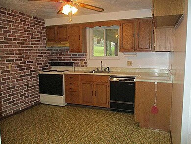 Cafeteria/Kitchen.