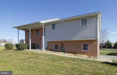 2575 Rocky Spring Rd, Chambersburg, PA 17201 - photo 5