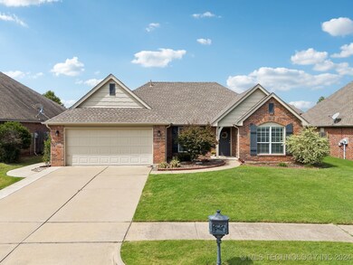 12522 S Cedar Place, Jenks, OK 74037 - photo 2