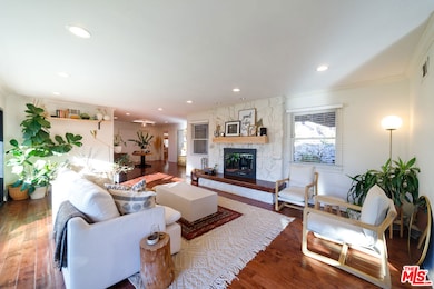 22461 Cass Ave, Woodland Hills, CA 91364 - photo 4