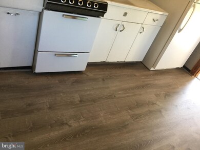 623 Edgewood Rd, Edgewood, MD 21040 - photo 7