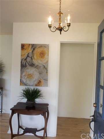 Entry way of this lovely 3 bedroom home. The origi