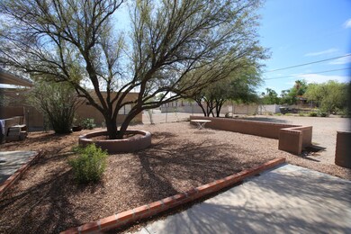 1040 E Edison St unit 2, Tucson, AZ 85719 - photo 7