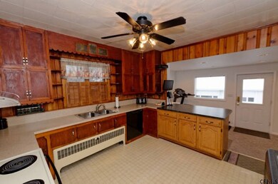 1868 Stuart St, Schenectady, NY 12303 - photo 5