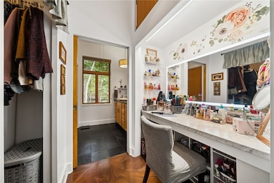 1123 Juanita Dr, Coraopolis, PA 15108 - photo 5