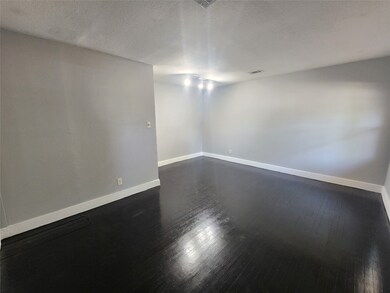 5138 Kelso St, Houston, TX 77021 - photo 4