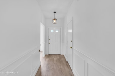 19 Longbrook Ln, Freehold, NJ 07728 - photo 7