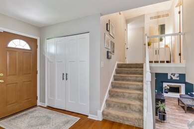 615 Chestnut Ct, Algonquin, IL 60102 - photo 3