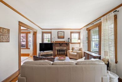 226 Trapelo Rd unit 1, Belmont, MA 02478 - photo 3