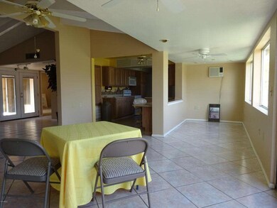 10318 W Mission Ln, Sun City, AZ 85351 - photo 4
