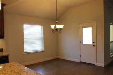 2029 Bay Laurel Dr, Weatherford, TX 76086 - photo 4