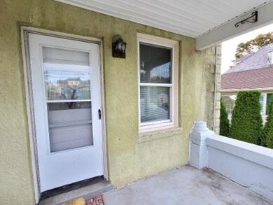 62 Hawthorn St unit 1, Newton, MA 02458 - photo 4