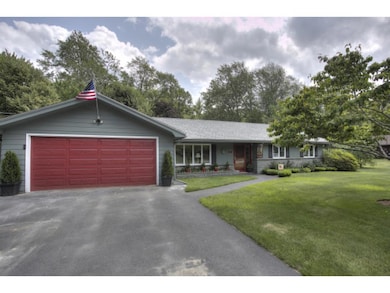 21 Sawmill Rd, Pelham, NH 03076 - photo 3