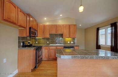 Kitchen (2)
