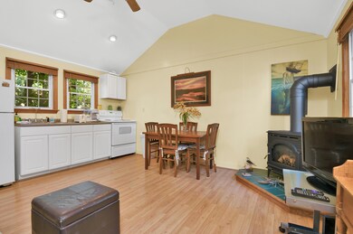 Open Concept Kitchen/Dining