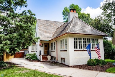 1125 5th St N, Fargo, ND 58102 - photo 2