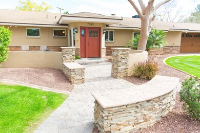 10th Ave House |  Round Lens Photography