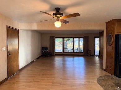 701 Parkview Dr, Wamego, KS 66547 - photo 5