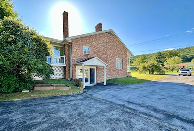 2282 Seneca Trail S, Peterstown, WV 24963 - photo 5