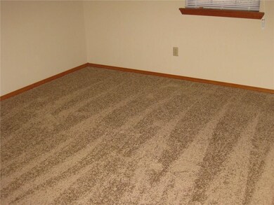 300 S Ozark St, Prairie Grove, AR 72753 - photo 7