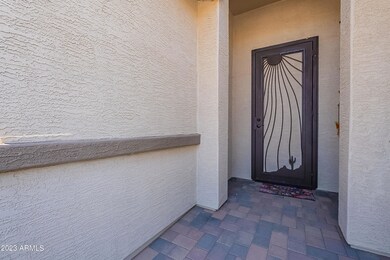 ATTRACTIVE FRONT ENTRY