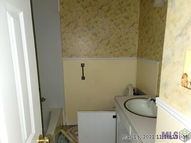 3560 Robert St, Zachary, LA 70791 - photo 4