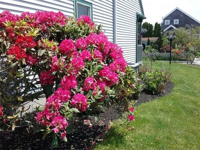 65 Clinton St unit C, Newport, RI 02840 - photo 3