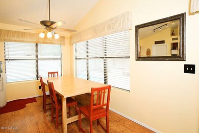 04 Dining Room