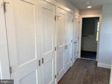 36 Conarroe St, Philadelphia, PA 19127 - photo 5