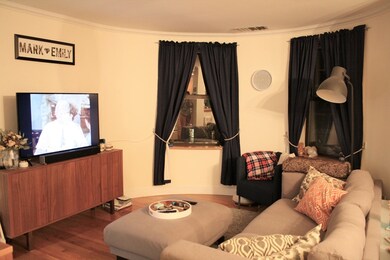 78 Gainsborough St unit 303E, Boston, MA 02115 - photo 2