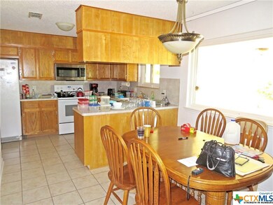 103 E Blancas Dr, Copperas Cove, TX 76522 - photo 7