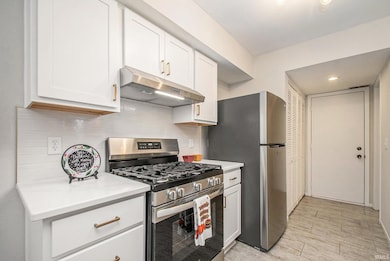 18193 Windmill Ct, South Bend, IN 46637 - photo 7