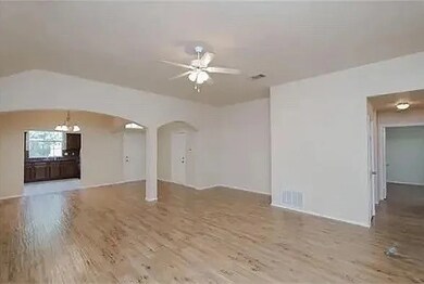 1012 Raleigh Path Rd, Denton, TX 76208 - photo 6