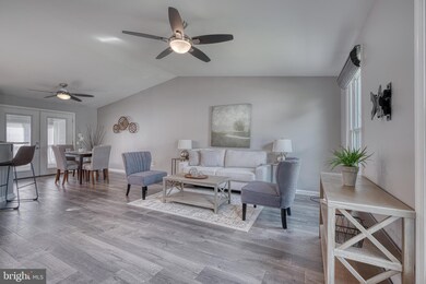 14 Horse Chestnut Ct, Essex, MD 21221 - photo 4