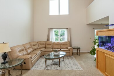 2637 Wildflower Ln, Greenwood, IN 46143 - photo 2