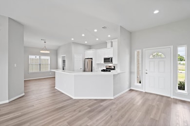 8202 James Franklin St, Houston, TX 77088 - photo 7