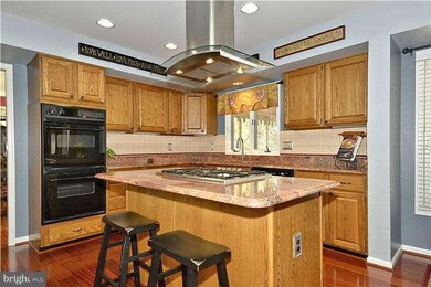 15451 Martins Hundred Dr, Centreville, VA 20120 - photo 4