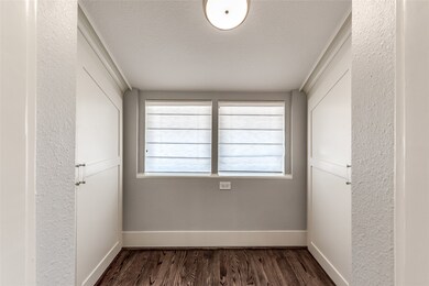 1725 Blount St, Houston, TX 77008 - photo 7