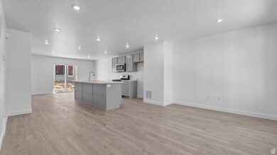 1764 N Patchwork Ave unit 1256, Tooele, UT 84074 - photo 5