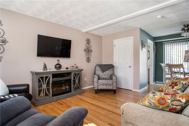41 Birch St, Warwick, RI 02888 - photo 2