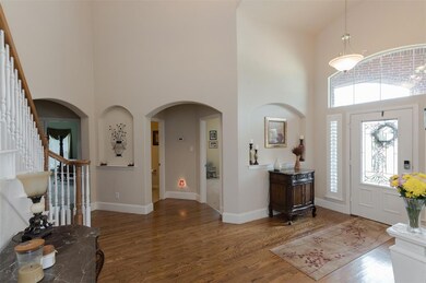 6001 Thistle Hill, Denton, TX 76210 - photo 4