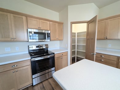 4817 Suelo Rd, Fitchburg, WI 53711 - photo 6