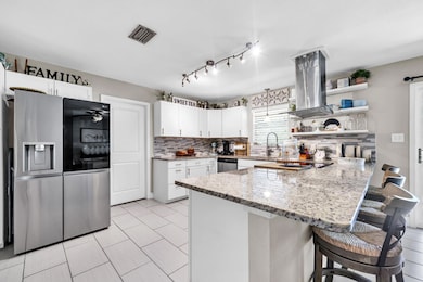 37 Maple Ave, Shalimar, FL 32579 - photo 7