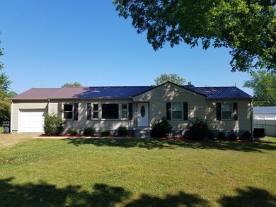 601 Iris Dr, Manchester, TN 37355 - photo 2