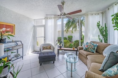 457 Country Hollow Ct unit 101, Naples, FL 34104 - photo 3